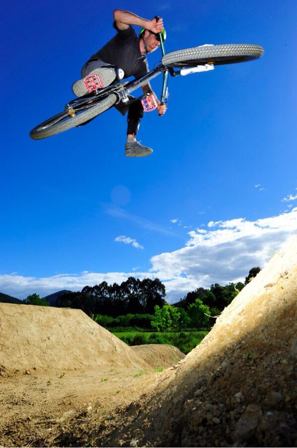pumptrack's tweet photo. Dirt jumps open this evening from 6.30 #firepitdirtpark #nodignoride http://t.co/KwPkHJQp06