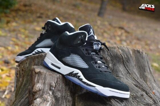 AntoneField's tweet photo. Congratulations @YoungAlvaroo for winning Air Jordan 5 Oreo on @KicksOnFire app #FreeKicks http://t.co/TXvT6jV7TB