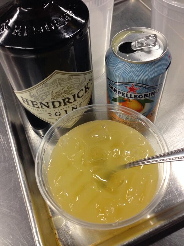 altonbrown's tweet photo. I call it a "cutthroat". http://t.co/zu62i5hTM0