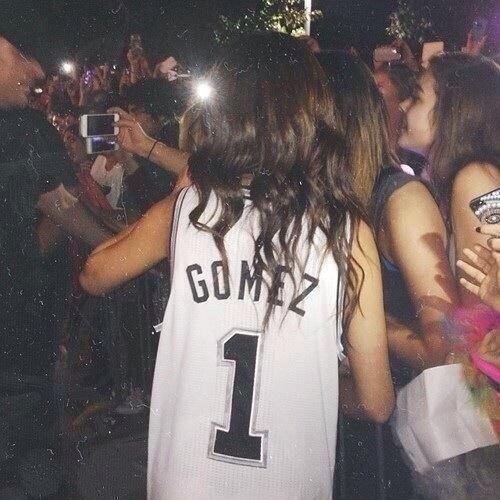 TheAlexPrincess's tweet image. New Header Yes or No?