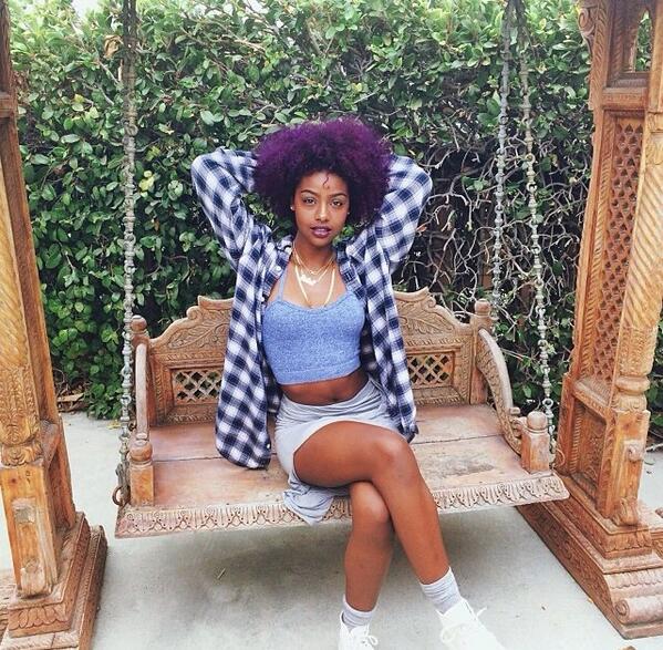 kxyxo_'s tweet photo. proof that darkskin girls are winning 😻 http://t.co/qbUQdvk6aG