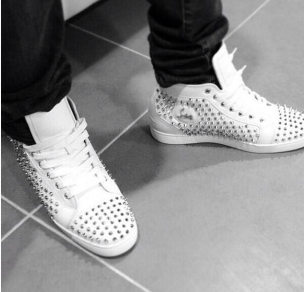 fashcoco's tweet image. RealSneakers_ Post Bad Sneakers 75 €
AAA shoes 
langzilong005.v.yupoo.com