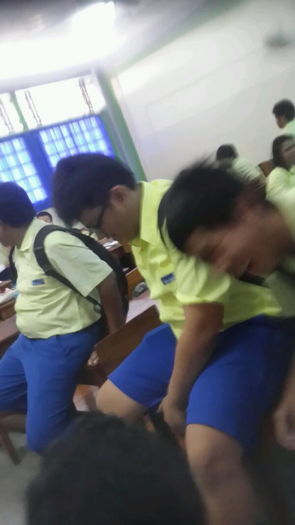 InsectBuster's tweet photo. Wkwkk http://t.co/loA5atHA7c