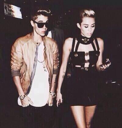 minixmiley tweet picture