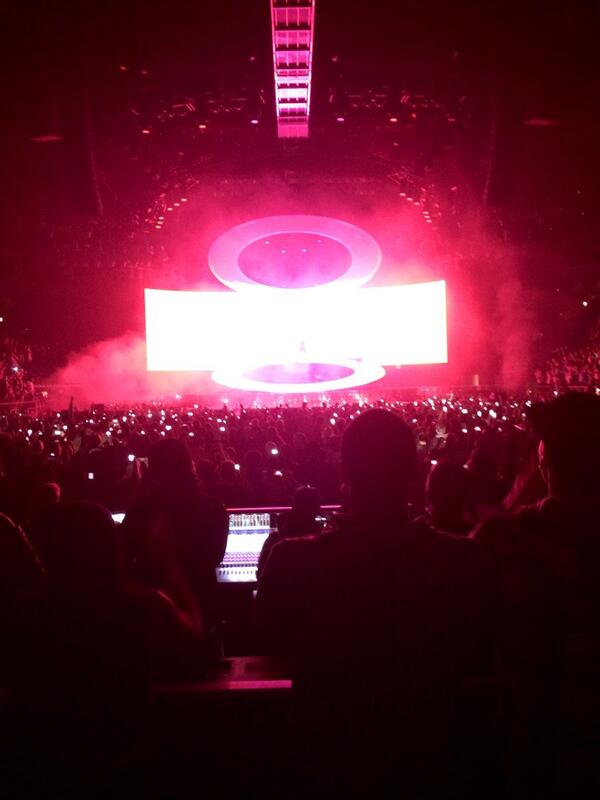 modelmediagroup's tweet photo. Model media was in the house for the drake show last night! #MMGMAFIA http://t.co/Kv7sDMJwiV