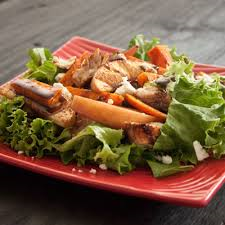 curvesuk's tweet photo. Feeling festive? Try a #tasty #recipe for grilled chicken with apple cinnamon sweet potatoes! http://t.co/9Mr5gr7DaF http://t.co/fzPUS8KEXB
