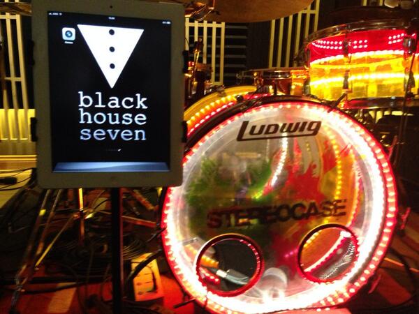 BlackHouseSeven's tweet photo. Thankyou @Stereocase Lets do this! http://t.co/98TDWdp0c2