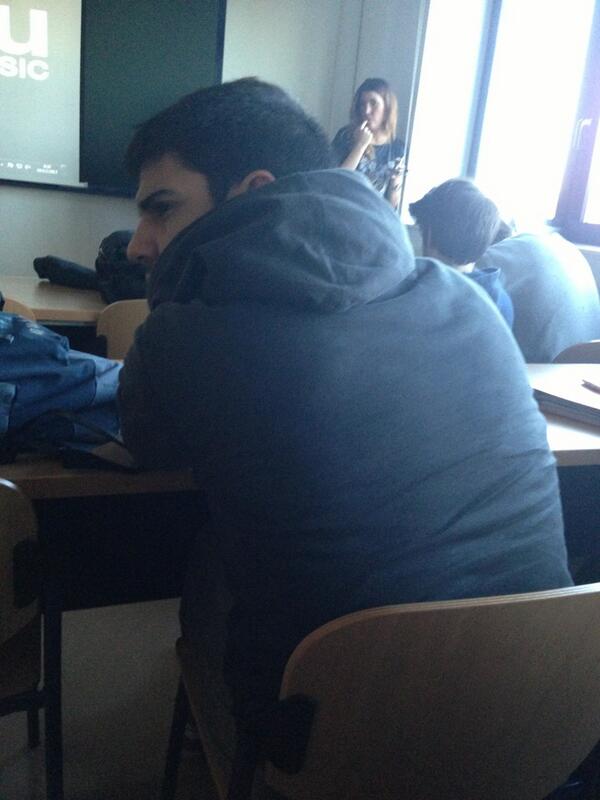 ExperiandoESIC's tweet photo. #Experiando a que @monter92 me diga algo bonito AN http://t.co/0UStcDzsbD
