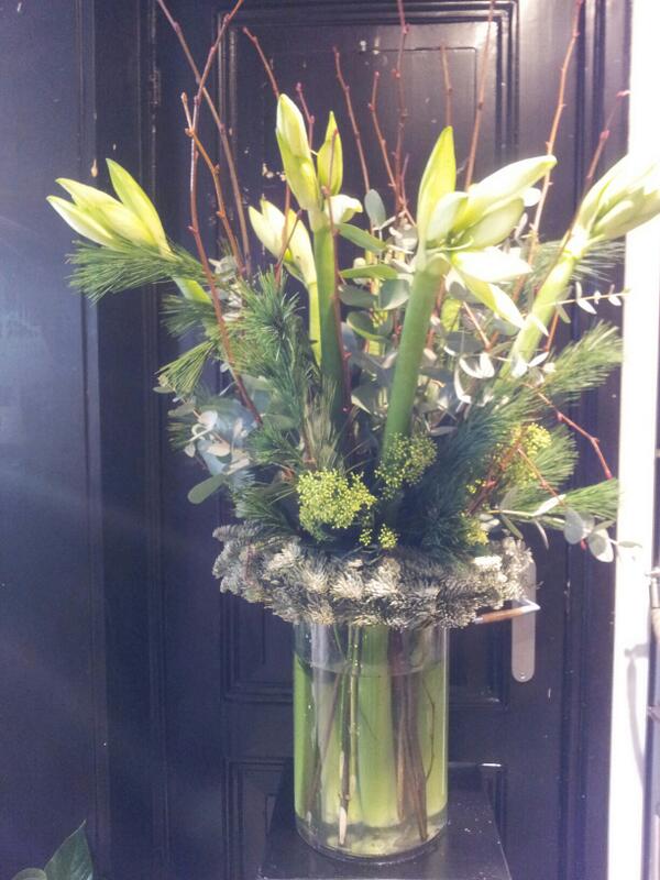 Dit #AmazingAmaryllis boeket <a href="/buxusbloem/">BUXUS bloemenatelier</a> is voor de 1e winnaar van onze Like &amp; Winactie. Facebook.com/Amaryllisinfo