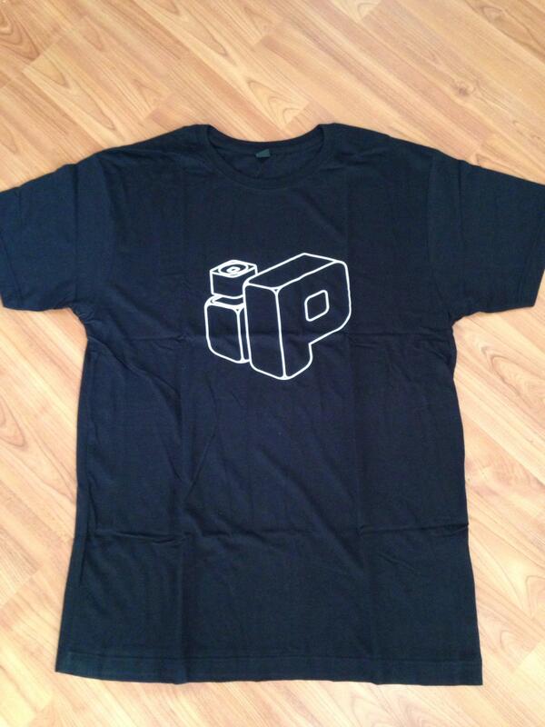 brausehoffmann's tweet image. Vielen Dank @iPhoneBlog #tshirt