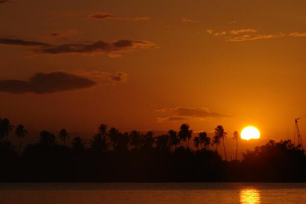 VeracruzTurismo's tweet photo. Gracias Fernando Pérez Cárdenas, por  compartir esta foto de Tuxpan #Veracruz, la ciudad de los bellos atardeceres http://t.co/hylrLTkNEh