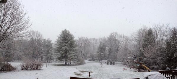 CZCustomDesigns's tweet image. mike woods winter wonderland in East Brunswick NJ . Kids off from school . Cindi