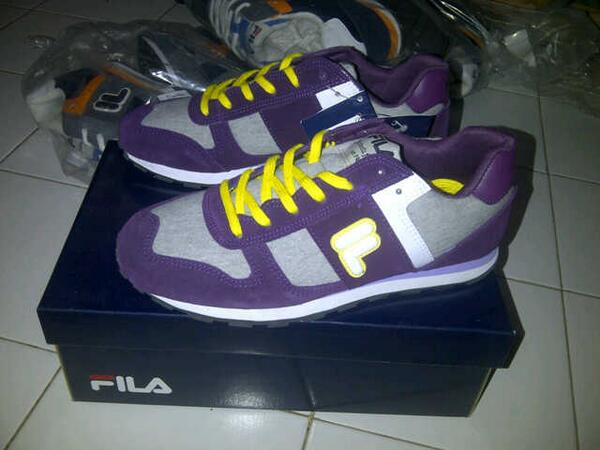 FILA trainers for girls size 36 s/d 40  More info 08988354702 cc: <a href="/IndoSneakerTeam/">IndonesiaSneakerTeam</a> <a href="/SneakerSandwich/">IG : SneakerSandwich</a>