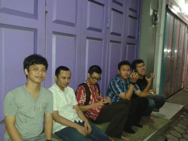 gus_popo's tweet photo. @godhongenom @batharakrisna @MonkeyWearPrada @ariefilkomp iki jagung naga ora mimpi loh @littleflow3r @kaitovina http://t.co/t6IJlMVpnu