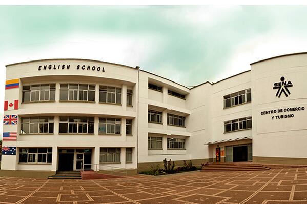 SENAComunica's tweet photo. [Pasó esta semana]  #SENA abrió en Armenia su primera escuela bilingüe: http://t.co/vEzPuGrCn7   http://t.co/w01zcASnuL