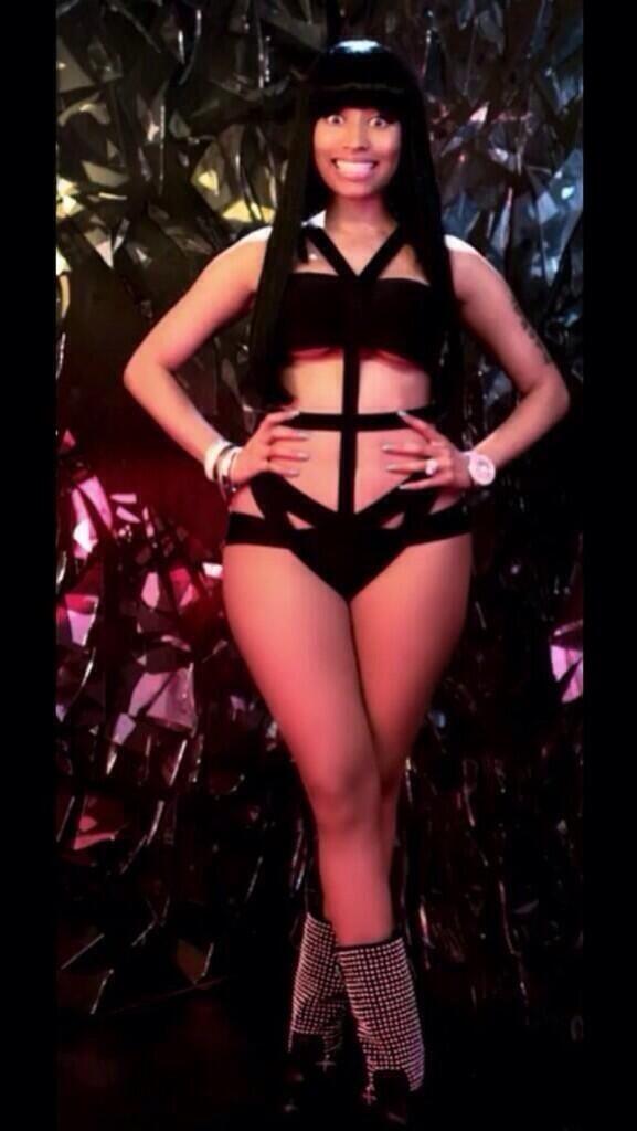 Girl_Addictions's tweet photo. Nicki Minaj #1 #Sexy http://t.co/GWmVh6DSFA