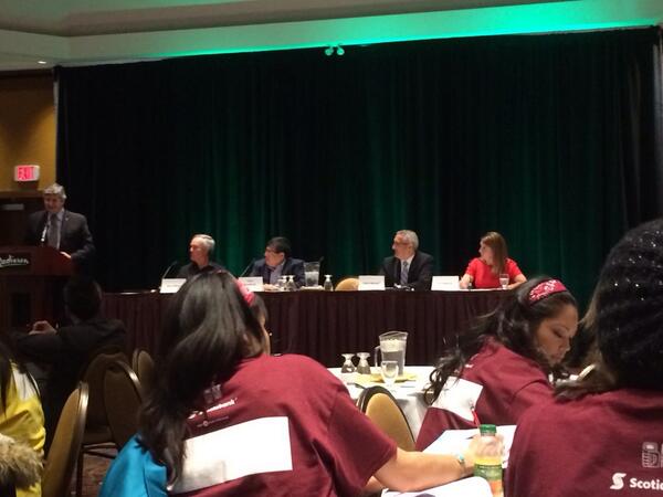 3DAboriginauts's tweet photo. CEO panel presentations http://t.co/eY831dlDfw
