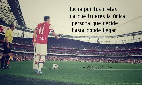 MotivateFutbol's tweet photo. Lucha por tus... http://t.co/Mr0PJOdgbN