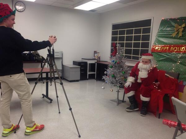 westgateSAC's tweet photo. Come get your pictures with Santa in the library seminar room 🎅🎄 all week long!! 2$ each or 3for5$! http://t.co/0Qr5LYDvST