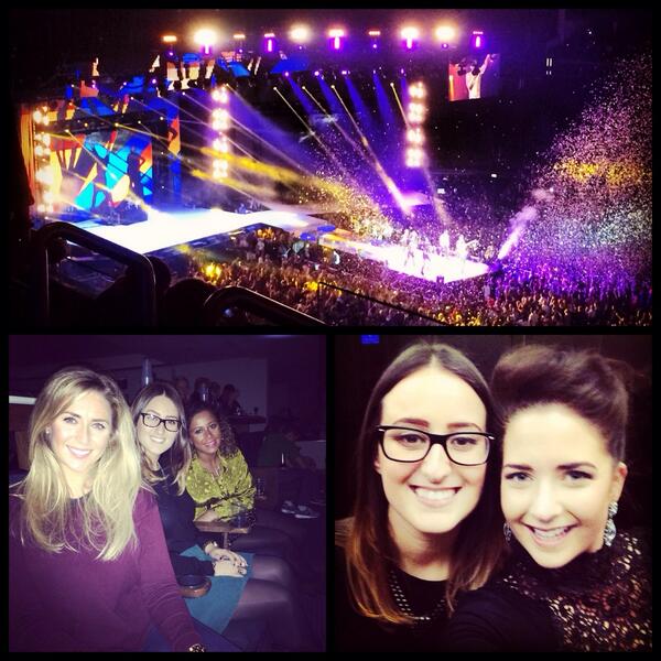 Harriet_Brice's tweet photo. #JingleBellBallinn' 🎶🎄 @ O2 Arena http://t.co/zWxOoakwcz