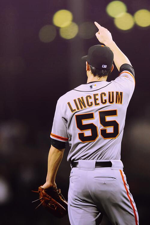 And the GIBBY goes to..@TimLincecum for Best Pitching Performance of the year:  atmlb.com/1dmRBvA #SFGiants