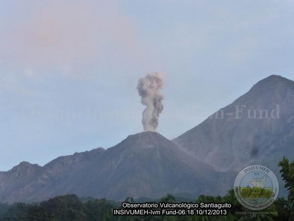 Entra en actividad volcanes de Fuego y Santiaguito - Página 2 BbJrv92CcAAgdSi