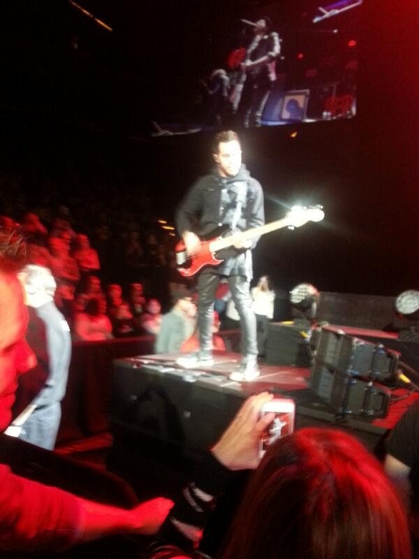 kyahbrynae's tweet image. Yes this is Pete Wentz. No I didn't zoom. #SecondRow @1013KDWB #KDWBJingleBall :)