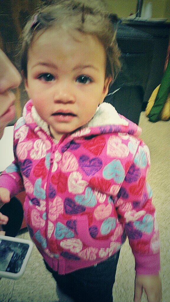 DarvayHarris's tweet photo. My niece at my cousin's baby shower http://t.co/N2yfnnHN26
