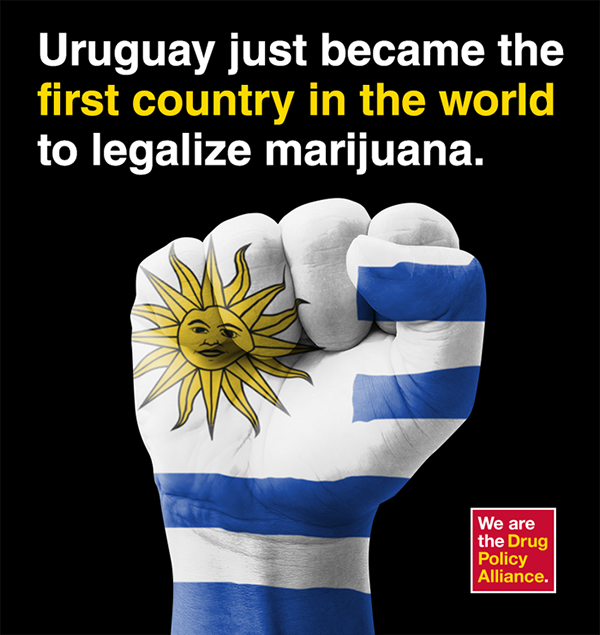 Marihuana legal a un dólar en Uruguay BbKzes3CAAApmXx
