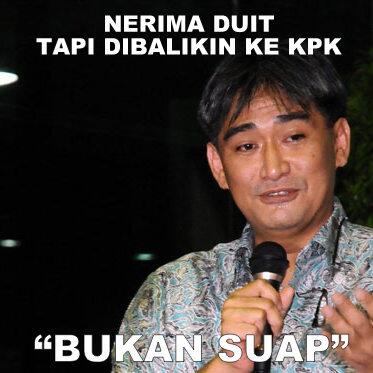 MemePol's tweet photo. Terima Uang, terus Uang Dibalikin, Bukan Suap? http://t.co/cI5q6Mkz1R #memePol http://t.co/kNZwYAEKME