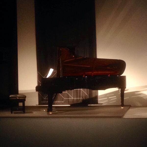thenightreiner's tweet photo. Richard Wagner recital. What a beautiful Steinway. http://t.co/xkCi9oFPL3