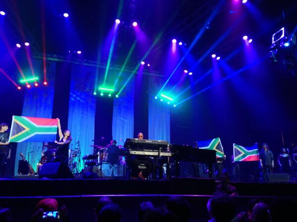 @SirStevieWonder Chile couldn't have wished 4 a better show: A human digging deep in our souls. Lo mejor Stevie ❤️