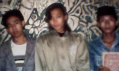 nanang_setia's tweet photo. trio jadul http://t.co/079enf6PGX