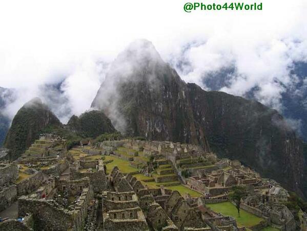 Photo44World tweet picture