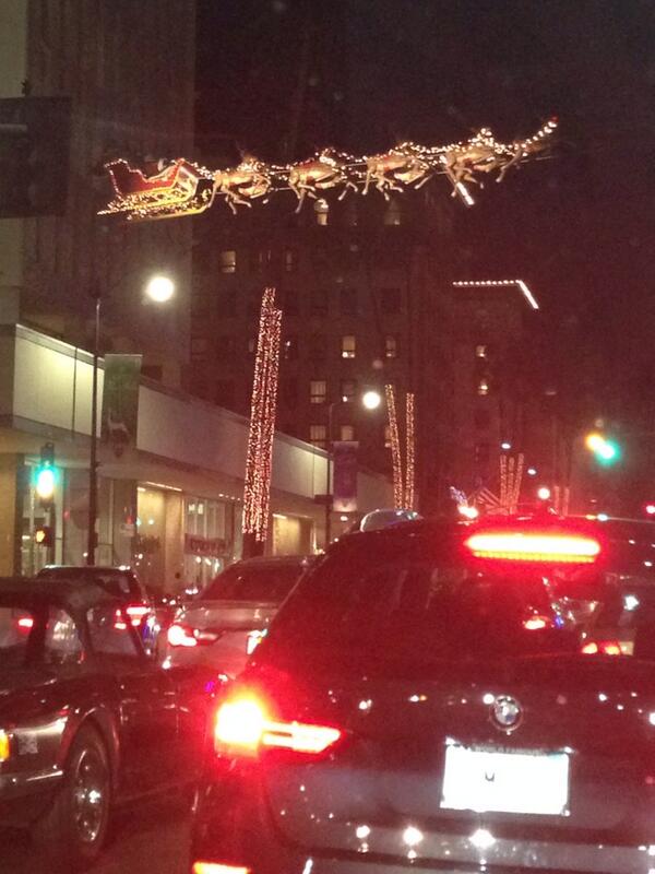 iratrell's tweet image. Even Santa comes to LA #snowornot