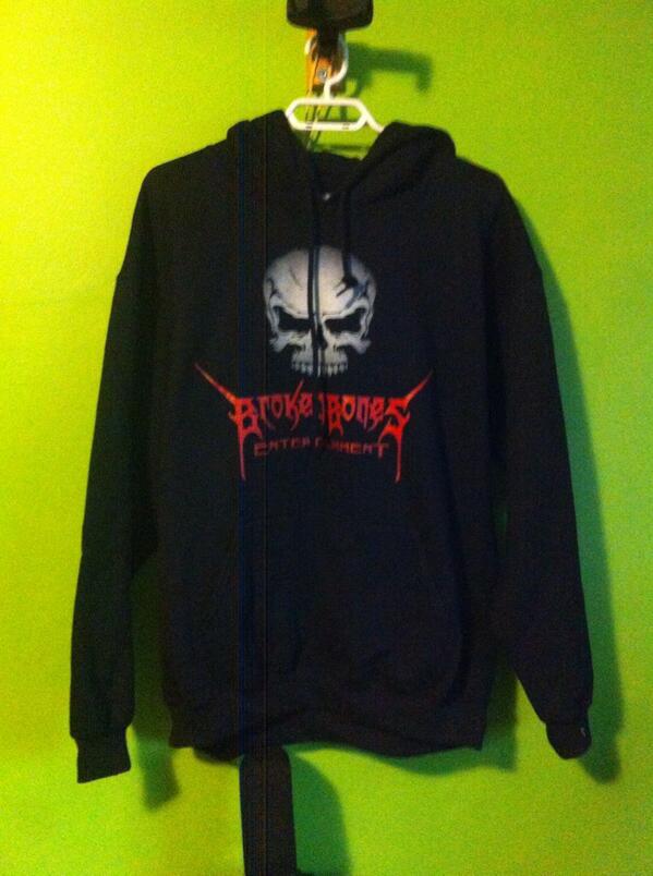 Sweaters on sale! Only $20. Just in time for the holidays! Hit the link: facebook.com/broken.bones.e… #hoodies #winterwear