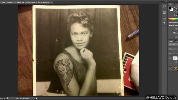 AkuSiHanHan's tweet photo. "Tatto Digital dengan Photoshop" oleh @HellavoidCloth http://t.co/08Le1YXcKx