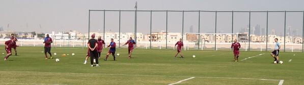 QFAFDD's tweet photo. #الجانب_العملي ورشة عمل مدربي البراعم تحت إشراف الإتحاد القطري لكرة القدم بالتعاون مع الاتحاد الالماني لكرة القدم http://t.co/N9h00VQtTo