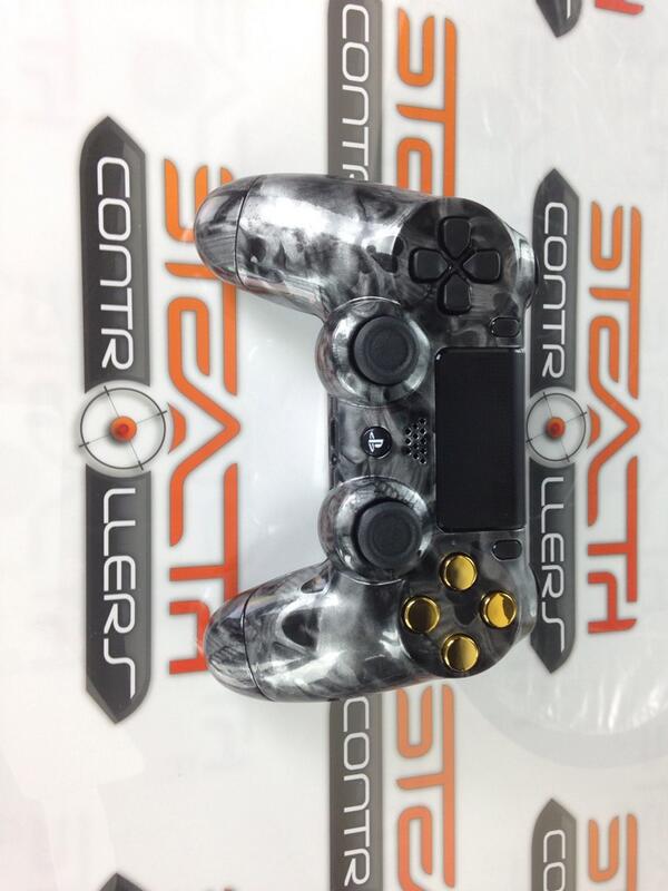 StealthGamerFR's tweet image. Qui veut mettre son Gamertag dessus #RT + #FOLLOW on la fait gagner à 1000 #RT