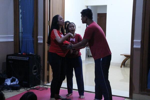MATRIKS_2013's tweet photo. udah nikah ta ini? .___. http://t.co/xL7mf4FnXU