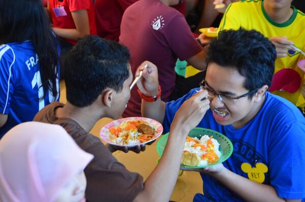 MATRIKS_2013's tweet photo. fix jodoh! http://t.co/x5DQSQkKjV