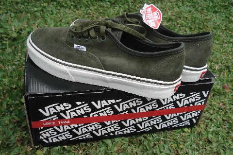 Vans authentic green army sales