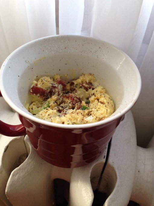 Omelette in a cup to start the day the good way :) http://t.co/UT0xTY6m2u<a href="/tag/love"class="tags"><span>#love</span></a><a href="/tag/homemade"class="tags"><span>#homemade</span></a>