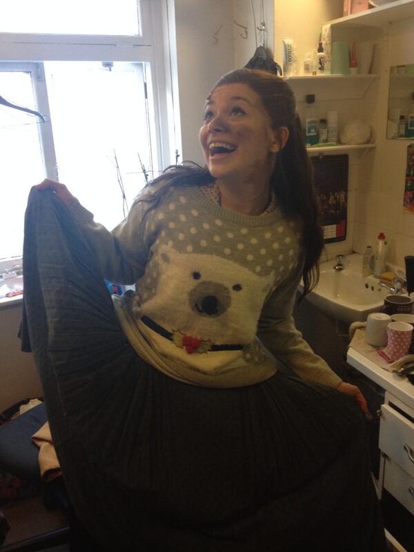 CarrieHFletcher's tweet photo. It's a polar bear pea picker!!! #TeamHopefuls !! http://t.co/cenI1SoDm5