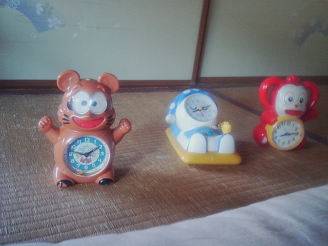 Toy Sivata Benesseのキャラ思い出してスッキリ コラショ 自分はポコとカニまるだった ポコの目覚まし時計使ってたわ おはよー さあ朝だよー 起きてー起きてー 止めると 今日も一日頑張ろうね 頭から離れない 妹のは ネムローくん Http