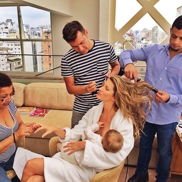 Pretty sure this is the most glamorous anyone has ever looked while breastfeeding. @giseleofficial http://t<a href="/tag/zombies"class="tags"><span>#zombies</span></a>