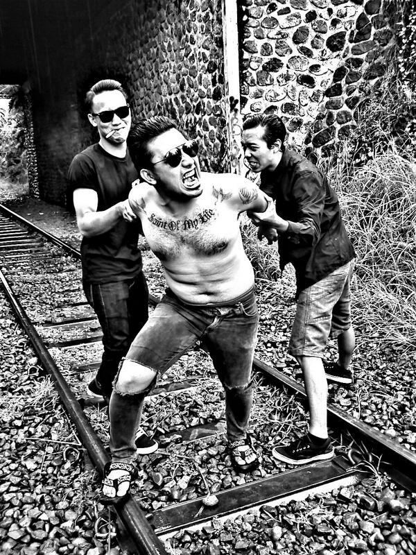 kafir_kkfirman's tweet image. Boleh foto-foto tapi secukup nya. Untuk kalian yg suka jual diri dgn setan silahkan follow @oldadead #flashboy