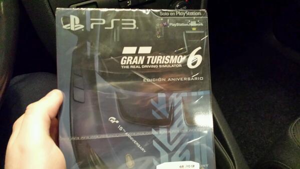 andresfernande9's tweet image. Último juego del año y último de la #PS3 ...motores rugen al cielo, gasolina, sangre y fuego... #GT6 #LifeOff