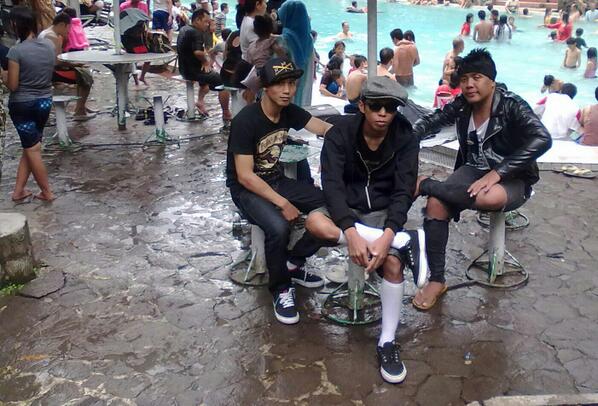 kafir_kkfirman's tweet image. Yang masih penasaran dgn @oldadead #flashboy (gila) perhatikan penampakan berikut