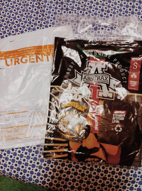 Skuterama7846's tweet image. Thanks for @WearAbstrax #lokalbrand #lokalah #corepattern #premium #style #malaysia #potd #DrMahathir